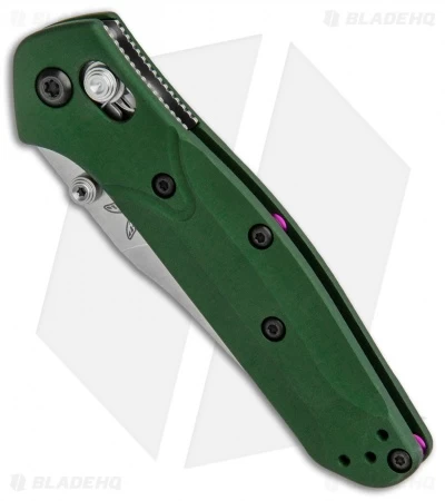 Benchmade 945 Mini Osborne AXIS Lock Knife Green (2.9" Satin) 4 Benchmade 945 Mini Osborne AXIS Lock Knife Green (2.9" Satin) - Image 2
