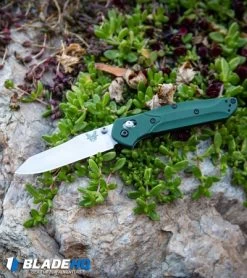 Benchmade 940 Osborne AXIS Lock Knife Green (3.4" Satin) -Knives Benchmade Store Benchmade Osborne AXIS Lock Knife Green Satin 940 BHQ0160 kp rock green web